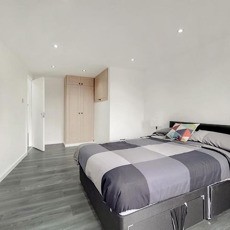 Lovely 4 Bed Apartment Perfect For Families! Londres Exterior foto